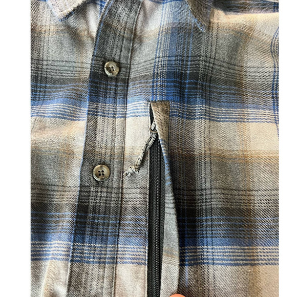 NWT Men’s Free Country Flannel Shirt in Cool Blue Plaid, Small - Picture 3 of 16